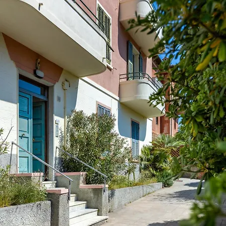 Hostdomus - Casa Ester 公寓 诺利