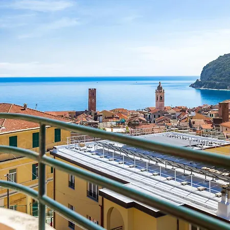 Hostdomus - Casa Ester * Noli